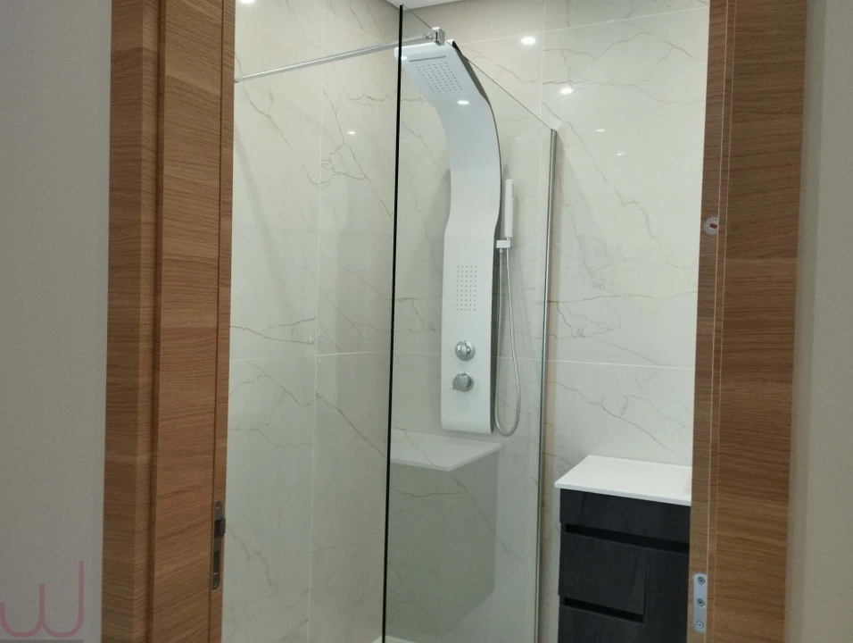Apartamento T5 para Venda em São Brás de Alportel Foto 7