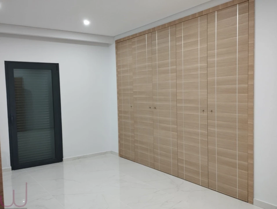 Apartamento T5 para Venda em São Brás de Alportel Foto 11