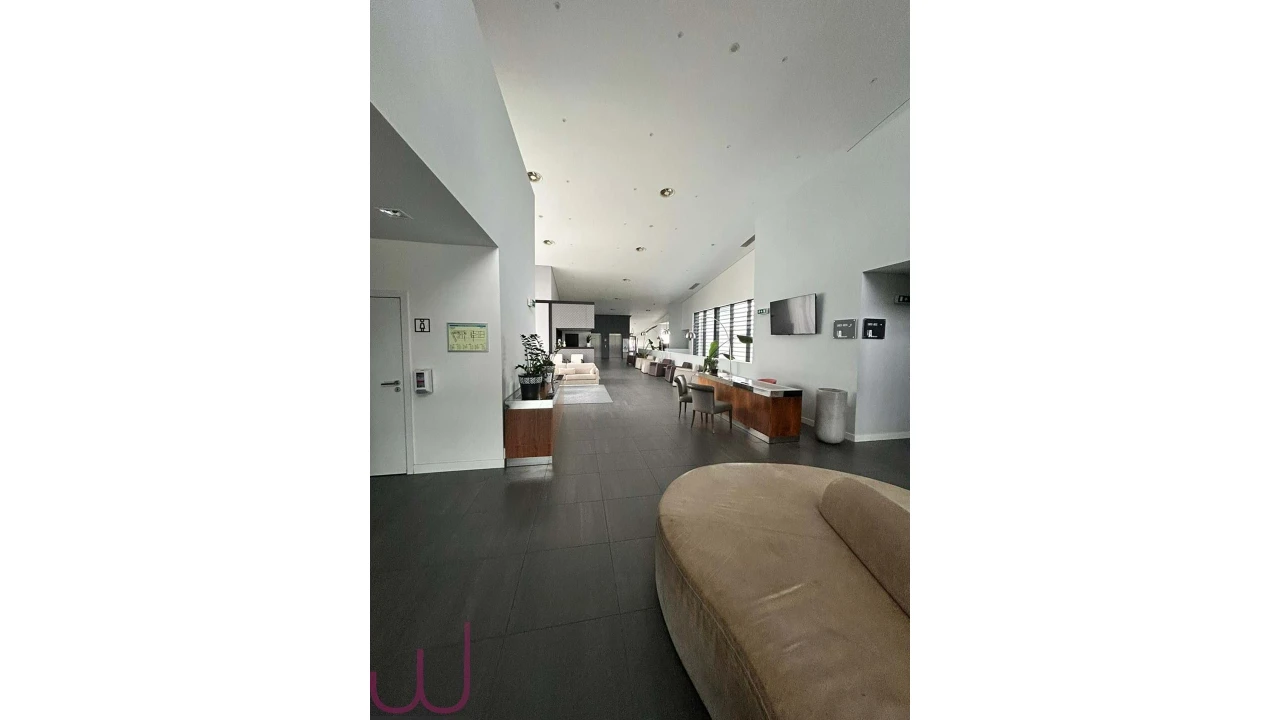 Apartamento T1 para Venda em Monchique Foto 5