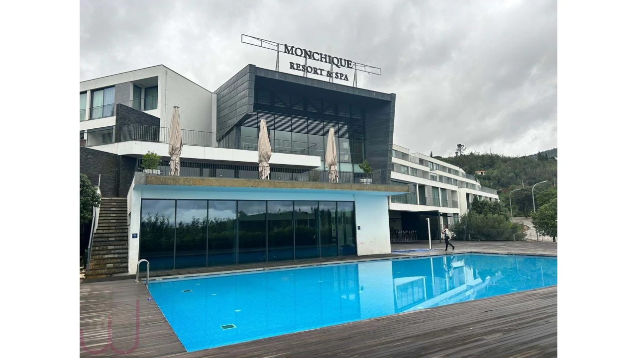 Apartamento T1 para Venda em Monchique Foto 3