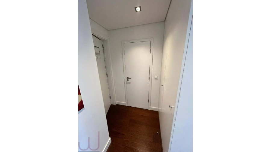 Apartamento T1 para Venda em Monchique Foto 12