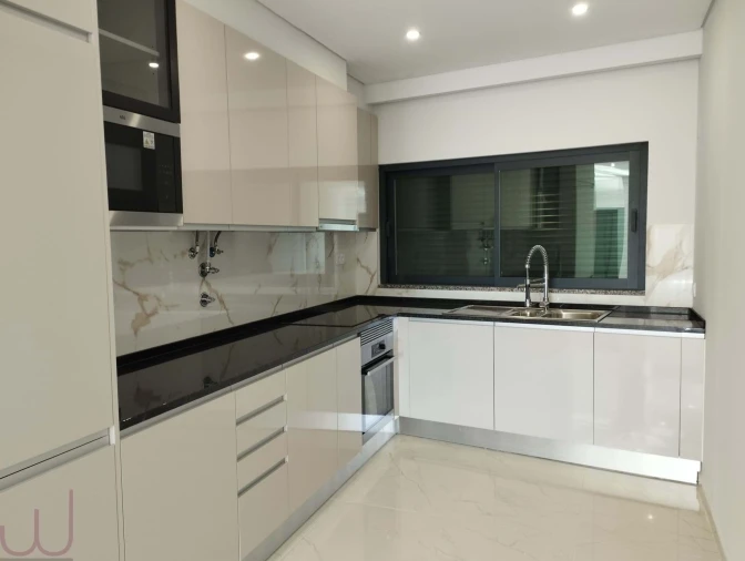 Apartamento T4 para Venda em São Brás de Alportel Foto 9