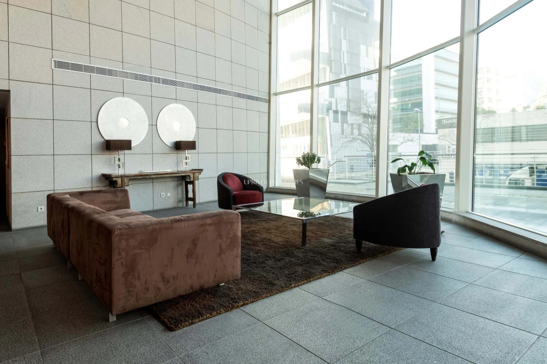 Apartamento T2 para Venda em Parque das Nações Foto 34