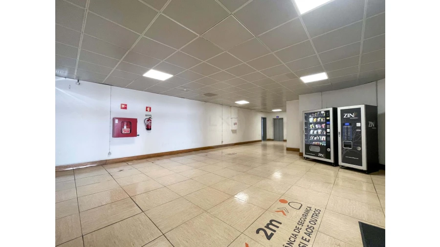 Armazém para Arrendamento em Marvila Foto 6