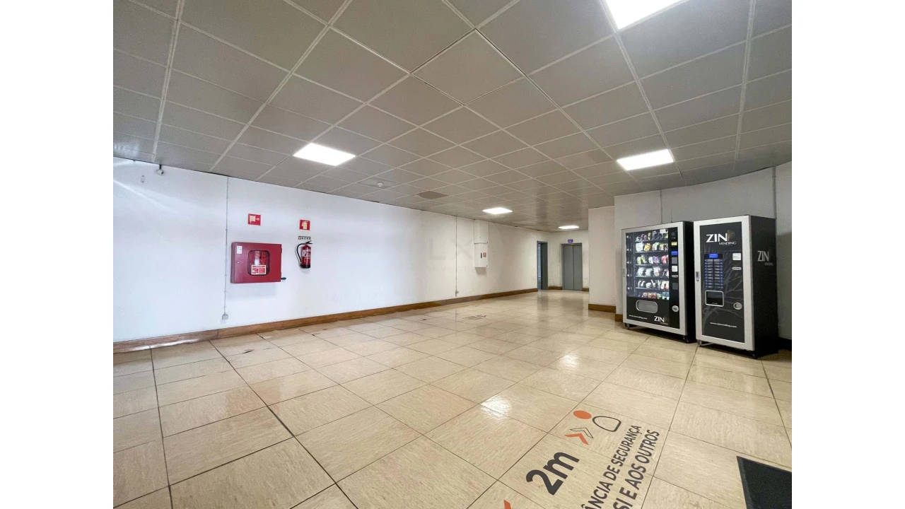 Armazém para Arrendamento em Marvila Foto 6