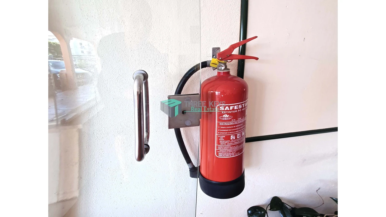 Negócio para Venda em Albufeira e Olhos de Água Foto 13