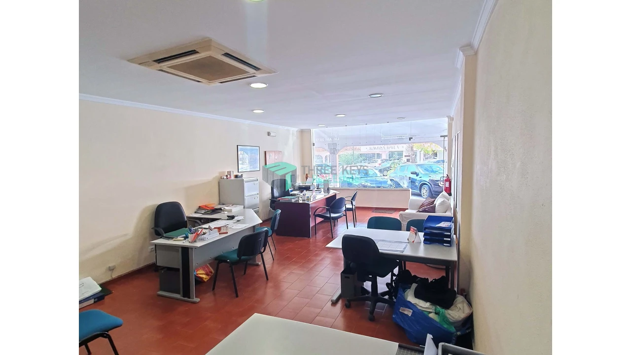 Negócio para Venda em Albufeira e Olhos de Água Foto 1