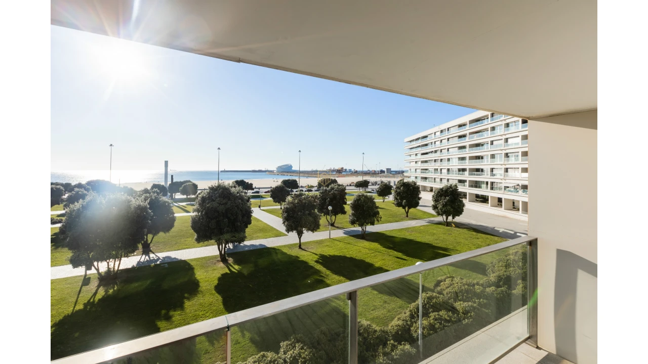 Apartamento T4 para Venda em Matosinhos e Leça da Palmeira Foto 1