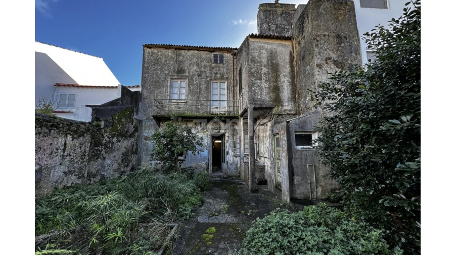 Moradia T4 para Venda em Ponta Delgada (São Pedro) Foto 12