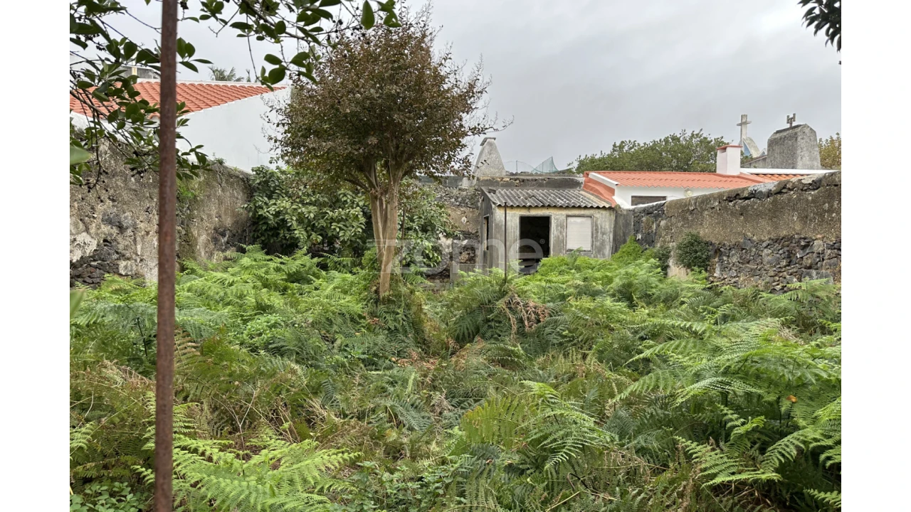 Moradia T4 para Venda em Ponta Delgada (São Pedro) Foto 11