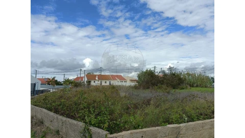 Terreno para Venda em Sesimbra (Castelo)