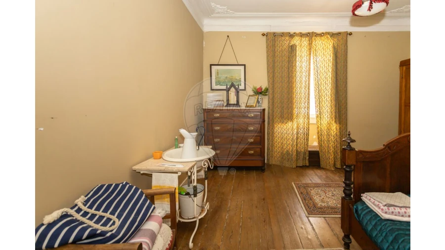 Prédio para Venda em Sesimbra (Santiago) Foto 30