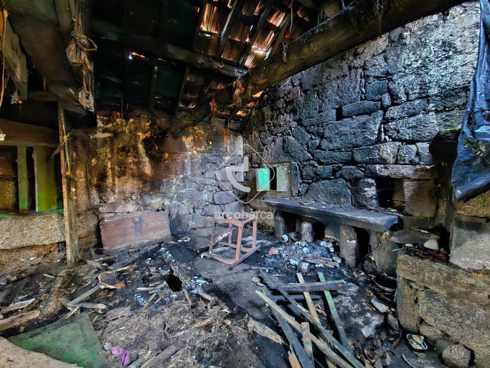 Moradia T2 para Venda em Eiras e Mei Foto 24