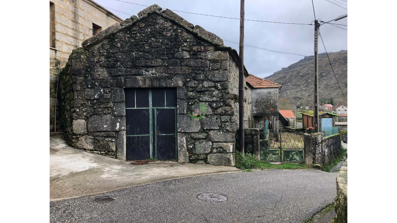 Moradia para Venda em Castro Laboreiro e Lamas de Mouro Foto 5