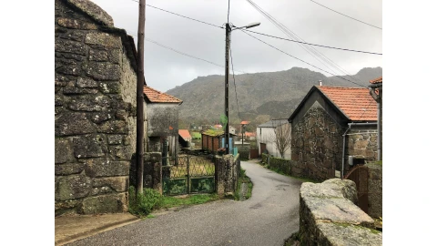 Moradia para Venda em Castro Laboreiro e Lamas de Mouro