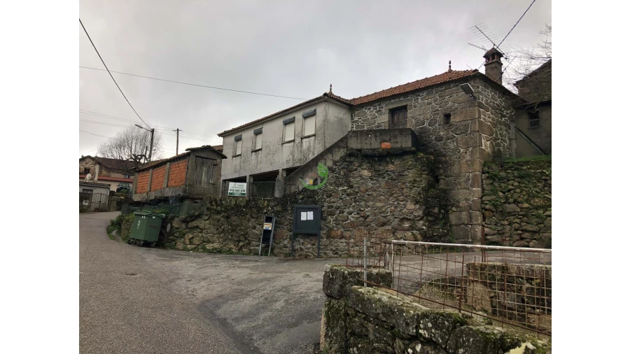 Moradia para Venda em Castro Laboreiro e Lamas de Mouro Foto 2