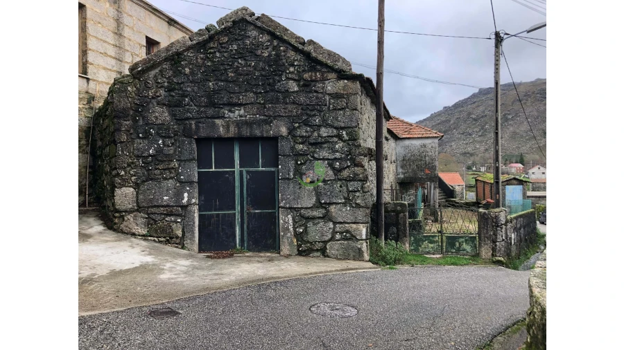 Moradia para Venda em Castro Laboreiro e Lamas de Mouro Foto 5