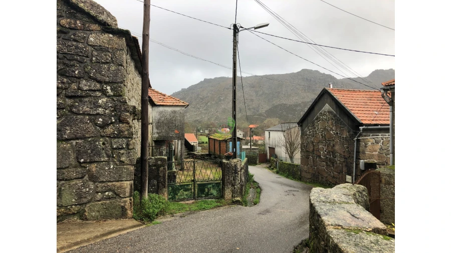 Moradia para Venda em Castro Laboreiro e Lamas de Mouro Foto 7