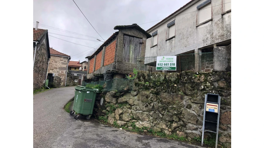 Moradia para Venda em Castro Laboreiro e Lamas de Mouro