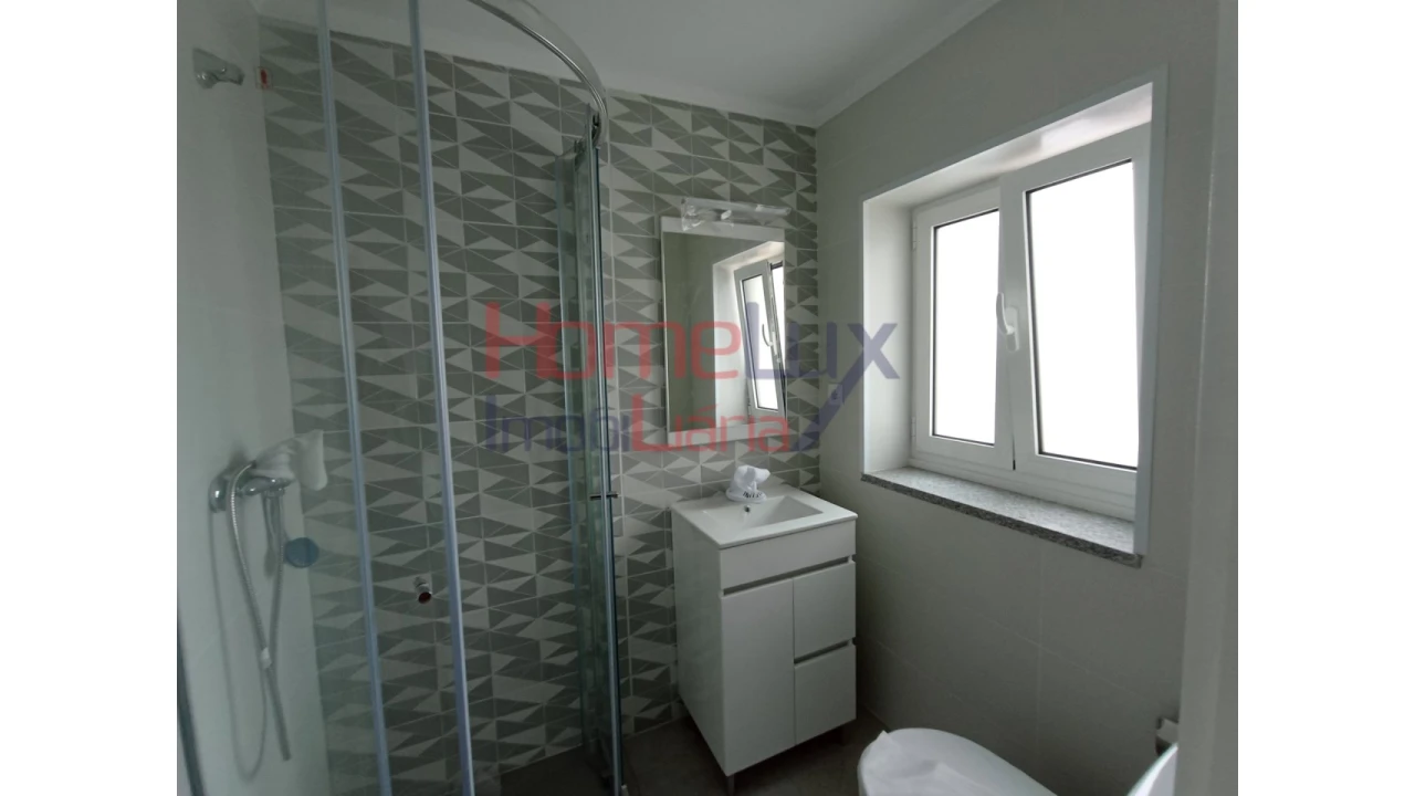 Apartamento T4 para Venda em Trofa, Segadães e Lamas do Vouga Foto 9