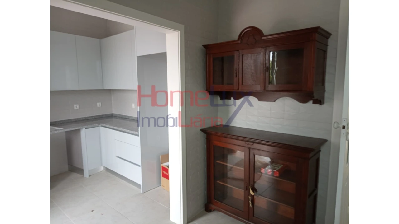 Apartamento T4 para Venda em Trofa, Segadães e Lamas do Vouga Foto 5