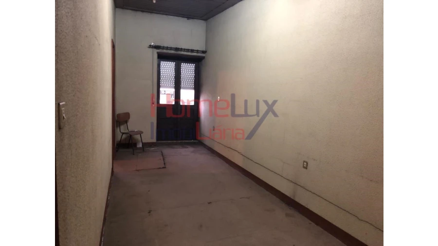 Moradia T3 para Venda em Branca Foto 17