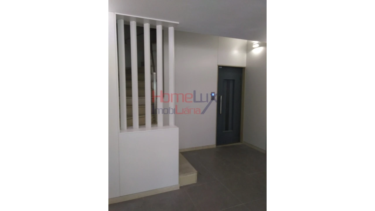 Apartamento T4 para Venda em Cedofeita, Santo Ildefonso, Sé, Miragaia, São Nicolau e Vitória Foto 16