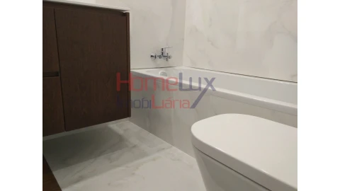 Apartamento T4 para Venda em Cedofeita, Santo Ildefonso, Sé, Miragaia, São Nicolau e Vitória