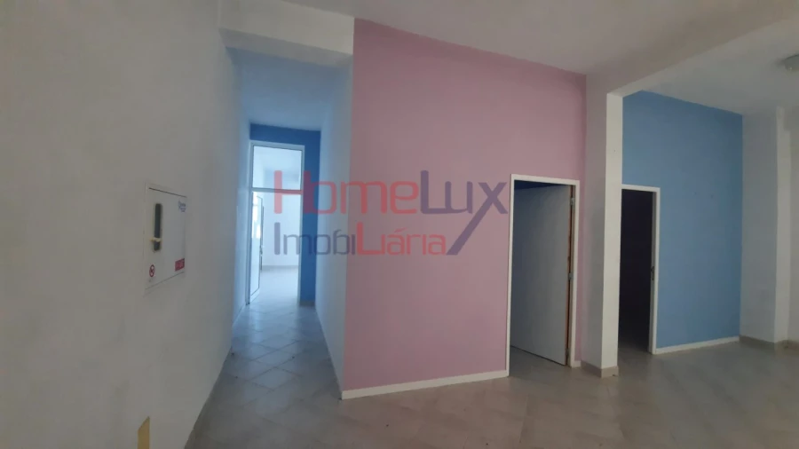 Loja para Venda em Castro Daire Foto 3