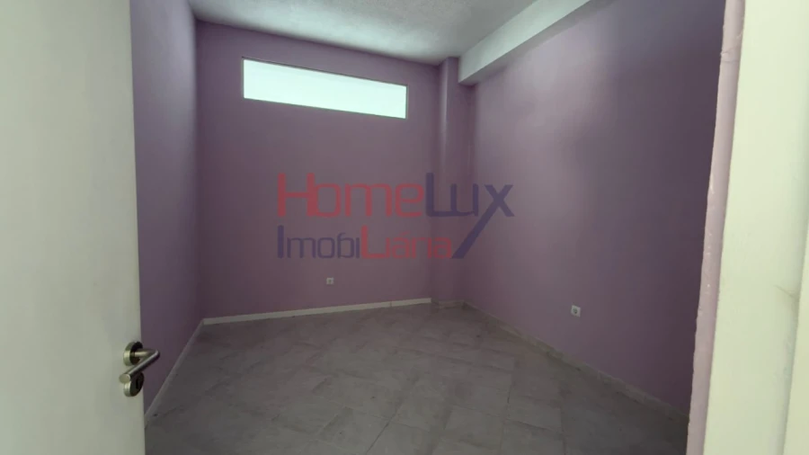 Loja para Venda em Castro Daire Foto 9