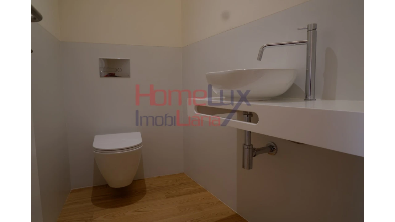Apartamento T3 para Venda em Lordelo do Ouro e Massarelos Foto 22