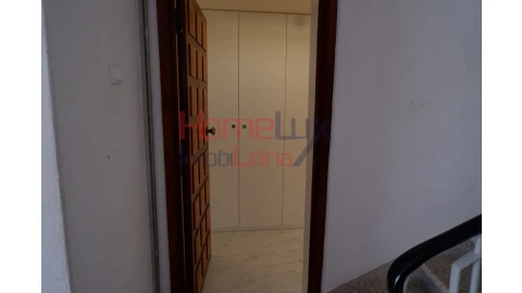 Apartamento T3 para Venda em Lordelo do Ouro e Massarelos