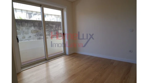 Apartamento T3 para Venda em Lordelo do Ouro e Massarelos
