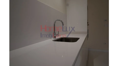 Apartamento T3 para Venda em Lordelo do Ouro e Massarelos