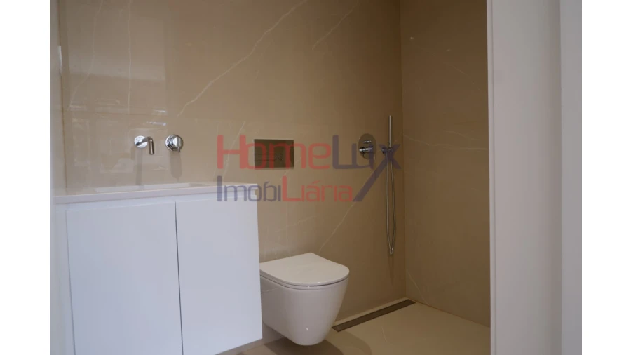 Apartamento T3 para Venda em Lordelo do Ouro e Massarelos Foto 20