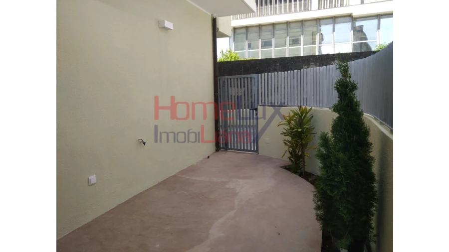 Apartamento T3 para Venda em Lordelo do Ouro e Massarelos Foto 33