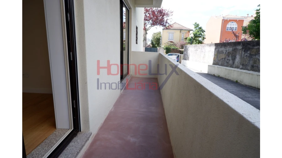 Apartamento T3 para Venda em Lordelo do Ouro e Massarelos Foto 35