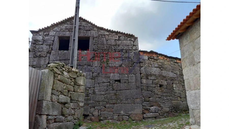 Moradia T3 para Venda em Arca e Varzielas