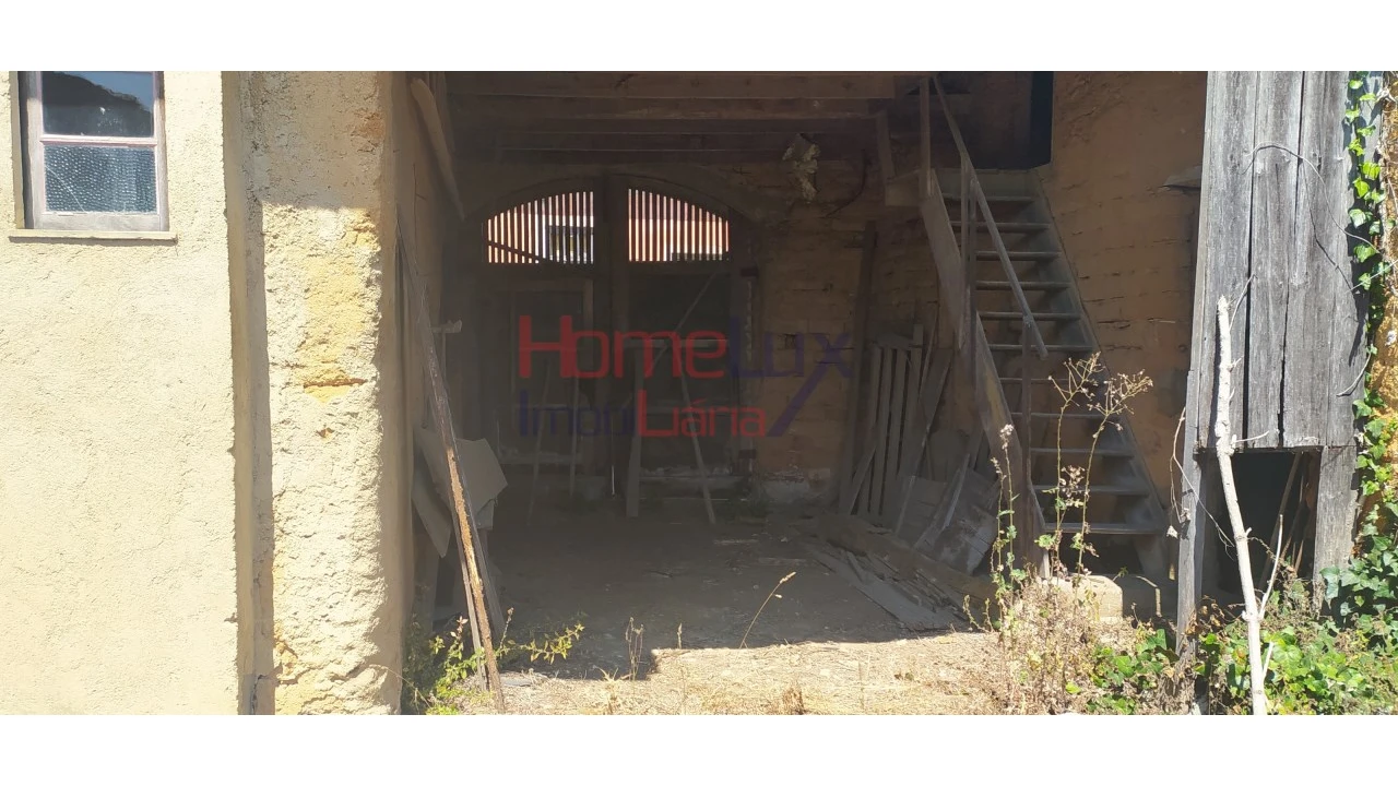 Moradia T2 para Venda em Travassô e Óis da Ribeira Foto 5