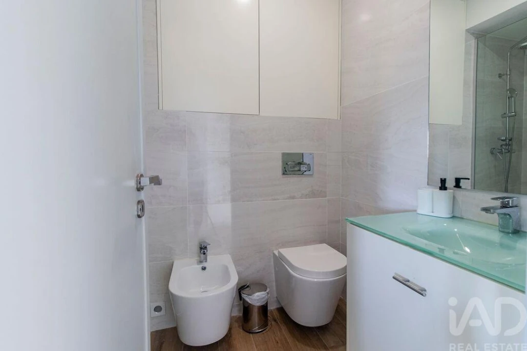 Apartamento T1 para Venda em Cedofeita, Santo Ildefonso, Sé, Miragaia, São Nicolau e Vitória Foto 16