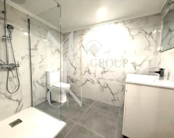 Moradia T1 para Venda em Funchal (São Pedro)