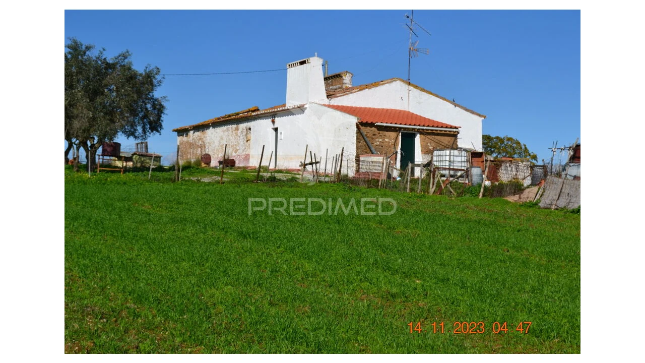 Quinta T4 para Venda em Pardais Foto 1