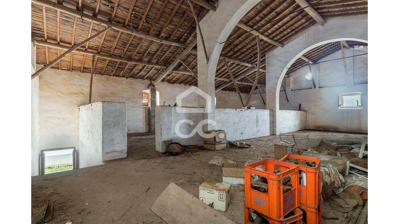 Armazém para Venda em Reguengos de Monsaraz Foto 13