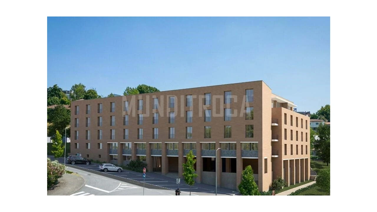 Loja para Venda em Azurem Foto 1