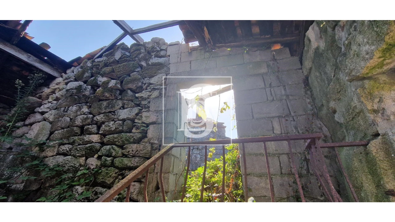 Moradia T3 para Venda em Ruivães e Campos Foto 4