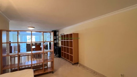 Moradia T4 para Venda em Quarteira