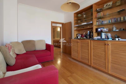 Apartamento T4 para Venda em Funchal (Se)