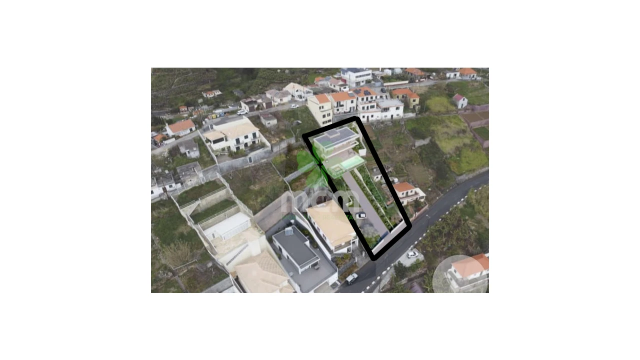 Terreno para Venda em Canhas Foto 13