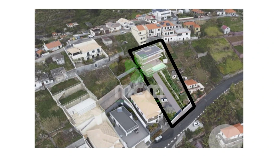 Terreno para Venda em Canhas Foto 13