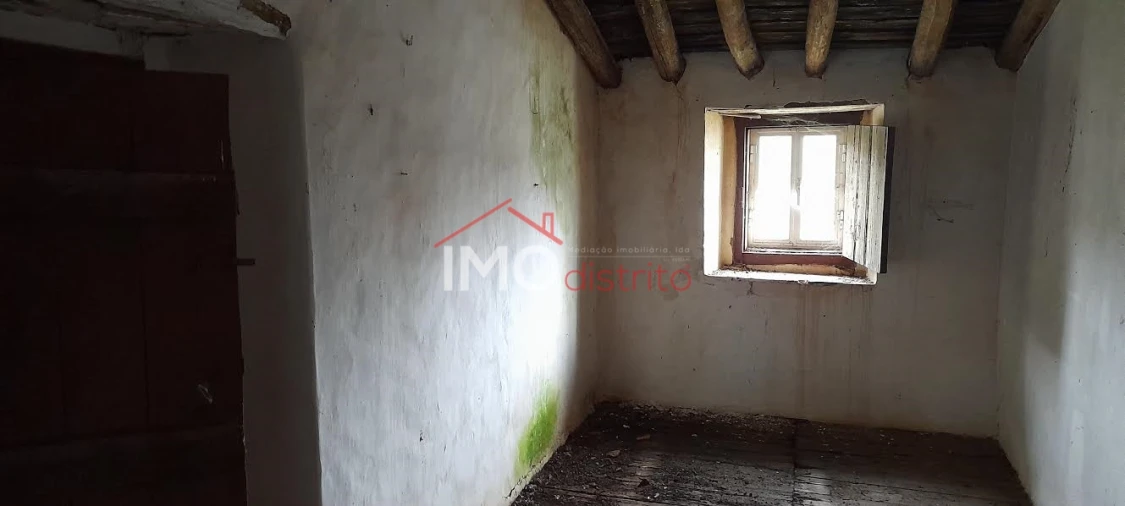 Moradia T5 para Venda em São Salvador da Aramenha Foto 13